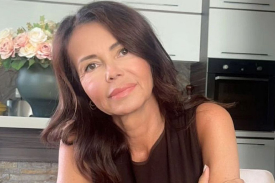 Jelena Bačić Alimpić renovirala stan od poda do plafona: Preko 100 hiljada evra uložila, evo kako sad izgleda (FOTO) Jelena Bačić Alimpić renovirala stan od poda do plafona: Preko 100 hiljada evra uložila, evo kako sad izgleda (FOTO)