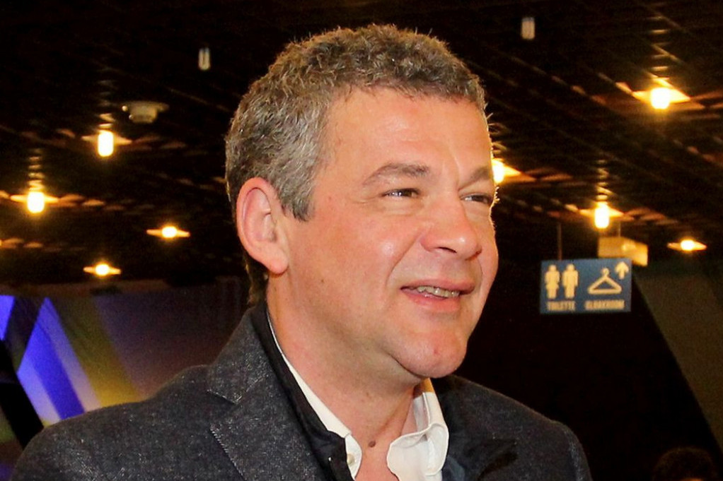 Mina IMA ŠTA DA KAŽE: Evo ko je prva supruga Nebojše Glogovca i šta joj je ZASMETALO posle toliko godina (FOTO) Mina IMA ŠTA DA KAŽE: Evo ko je prva supruga Nebojše Glogovca i šta joj je ZASMETALO posle toliko godina (FOTO)