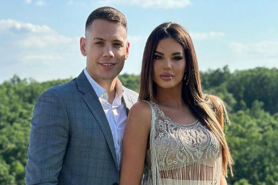 Istina o odnosu Jovane Ljubisavljević i Bogdanove ćerke Iskre: Neke stvari se ne mogu sakriti (FOTO) Istina o odnosu Jovane Ljubisavljević i Bogdanove ćerke Iskre: Neke stvari se ne mogu sakriti (FOTO)