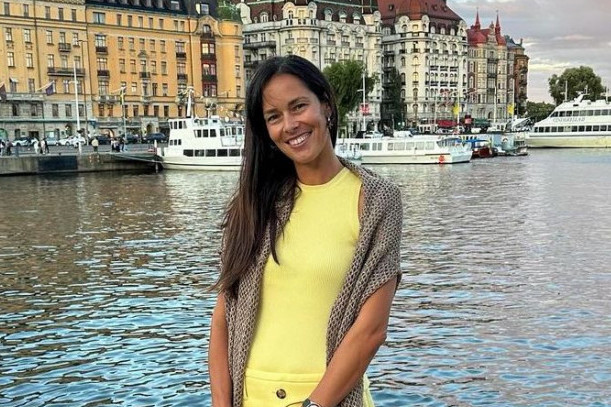 Mama Ane Ivanović kao da joj je sestra bliznakinja: Žene 50+ žele da znaju kojim sredstvima se Dragana služi? Mama Ane Ivanović kao da joj je sestra bliznakinja: Žene 50+ žele da znaju kojim sredstvima se Dragana služi?