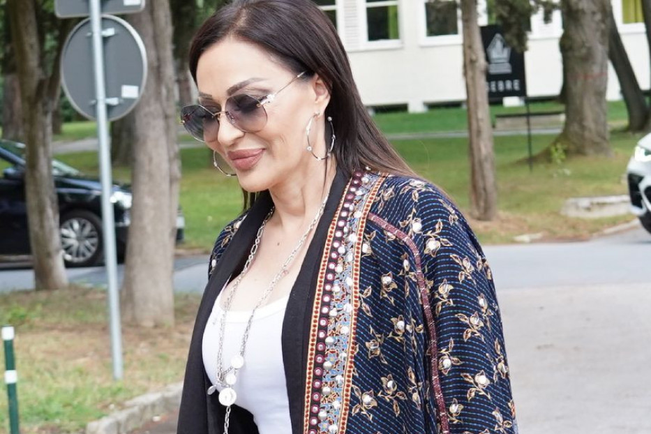 Nekada najlepša na Kipru: Evo kako danas izgleda Cecina čuvena vila FOTO Nekada najlepša na Kipru: Evo kako danas izgleda Cecina čuvena vila FOTO