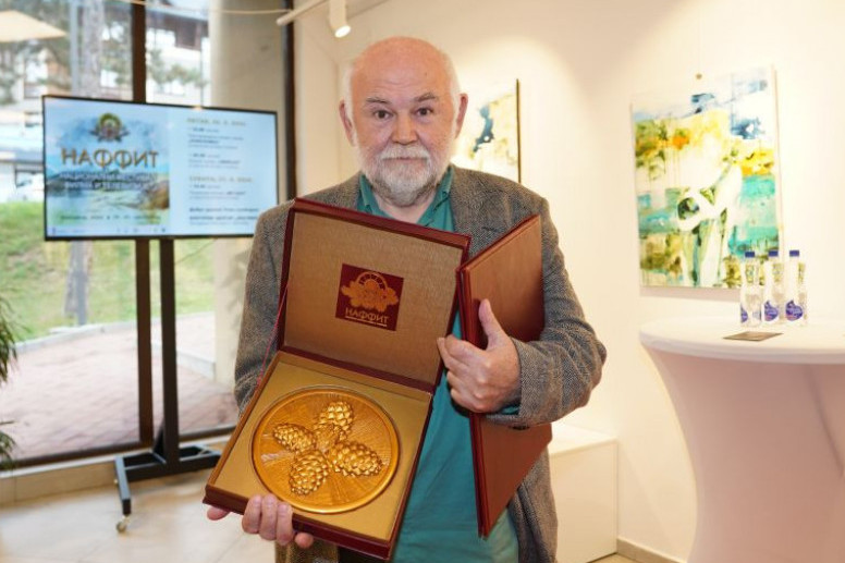 Aleksandar Berček u 75. godini primio najlepše vesti: Lepo je biti prvi Aleksandar Berček u 75. godini primio najlepše vesti: Lepo je biti prvi