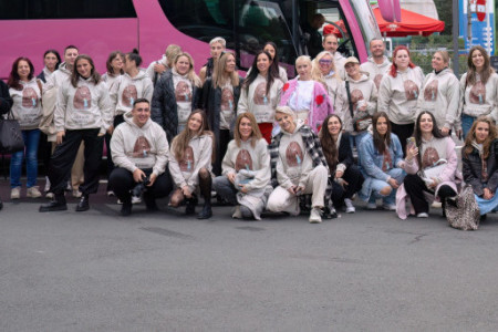 U društvu grofa Drakule sa brendovima essence i Catrice U društvu grofa Drakule sa brendovima essence i Catrice