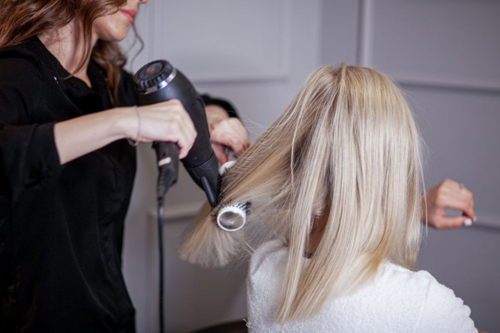 Pet grešaka nakon pranja kose koje svi pravimo Pet grešaka nakon pranja kose koje svi pravimo