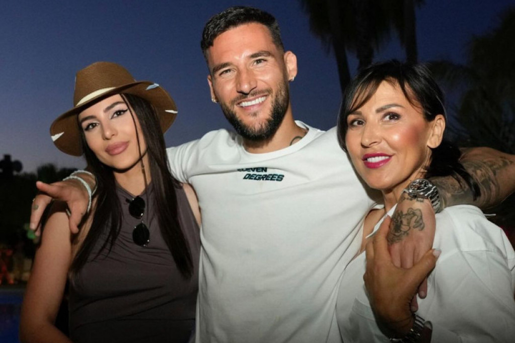 Još samo da potvrde koji je mesec u pitanju! Veliko slavlje u porodici Gudelj, čestike sa svih strana Još samo da potvrde koji je mesec u pitanju! Veliko slavlje u porodici Gudelj, čestike sa svih strana