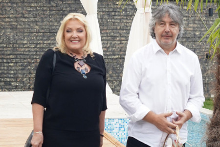 U vezi sa uglednim lekarem, a možete li da pretpostavite koju školu je završila Snežana Đurišić?