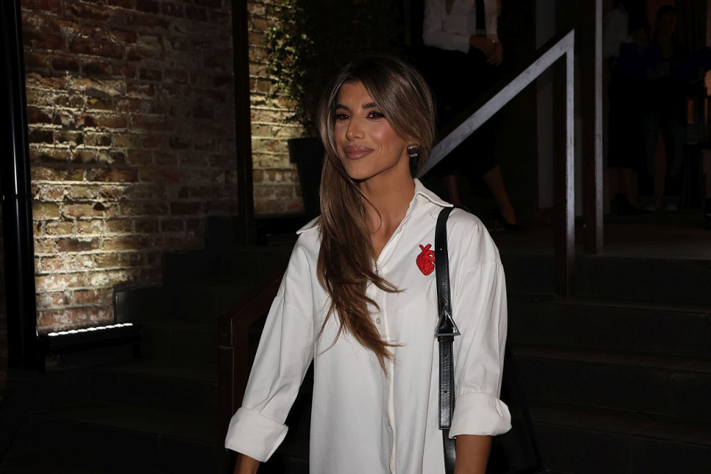 Razveli smo se zbog najtužnijeg razloga: Jovana Pajić ovo nije mogla da toleriše Razveli smo se zbog najtužnijeg razloga: Jovana Pajić ovo nije mogla da toleriše