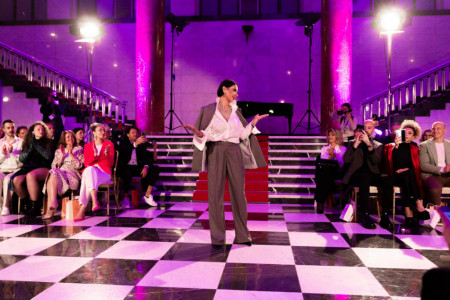 Magija mode na završnici Serbia Fashion Weeka: Umetnost stila zablistala u zdanju Pokrajinske vlade Vojvodine Magija mode na završnici Serbia Fashion Weeka: Umetnost stila zablistala u zdanju Pokrajinske vlade Vojvodine