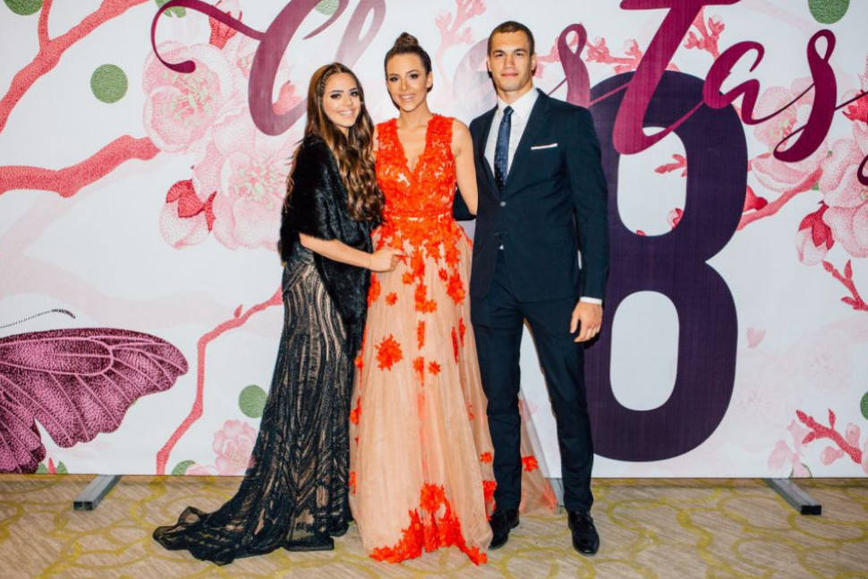 Maša se povukla iz javnosti, Kostadin dobio decu posle raskida sa Tasom, a ko je drugi sin Zvezdana Terzića? Maša se povukla iz javnosti, Kostadin dobio decu posle raskida sa Tasom, a ko je drugi sin Zvezdana Terzića?