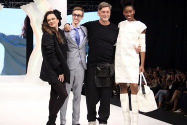 Groznica subotnje večeri u duhu Boška Jakovljevića i Dragane Ognjenović Groznica subotnje večeri u duhu Boška Jakovljevića i Dragane Ognjenović