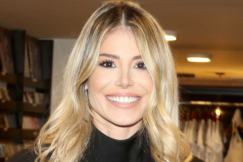 Samo što je postala punoletna ćerka Ane Mihajlovski podelila dirljive vesti: Voditeljka zatečena, ali ponosna (FOTO) Samo što je postala punoletna ćerka Ane Mihajlovski podelila dirljive vesti: Voditeljka zatečena, ali ponosna (FOTO)
