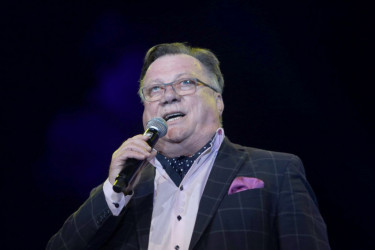 Halid Bešlić hitno prebačen na onkologiju: Ovo su najnoviji detalji njegovog zdravstvenog stanja