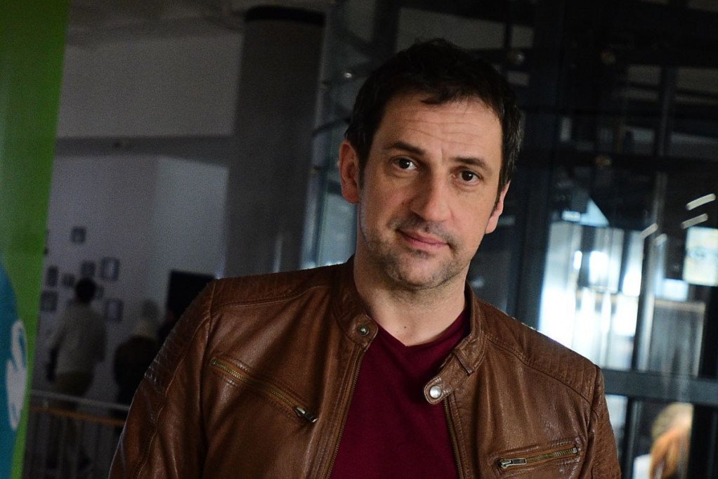 Bilo nam je prelepo, ali rešili smo da se rastanemo: Goran Bogdan je zbog ovoga okončao vezu sa pevačicom Bilo nam je prelepo, ali rešili smo da se rastanemo: Goran Bogdan je zbog ovoga okončao vezu sa pevačicom