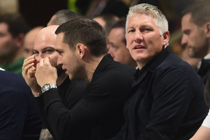 Miloš Ivanović više neće da krije u kakvom je odnosu sa zetom Bastijanom, cela hala gledala u njih Miloš Ivanović više neće da krije u kakvom je odnosu sa zetom Bastijanom, cela hala gledala u njih