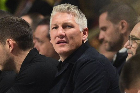 Šok postupak! U jeku priča o razvodu Bastijan razotkrio svoj odnos sa Ester Sedlaček Šok postupak! U jeku priča o razvodu Bastijan razotkrio svoj odnos sa Ester Sedlaček