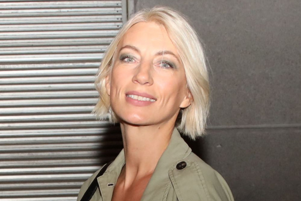 Čestitke ne prestaju da pristižu na adresu Ane Stanić: Tiho i bez velike pompe podelila divne vesti Čestitke ne prestaju da pristižu na adresu Ane Stanić: Tiho i bez velike pompe podelila divne vesti