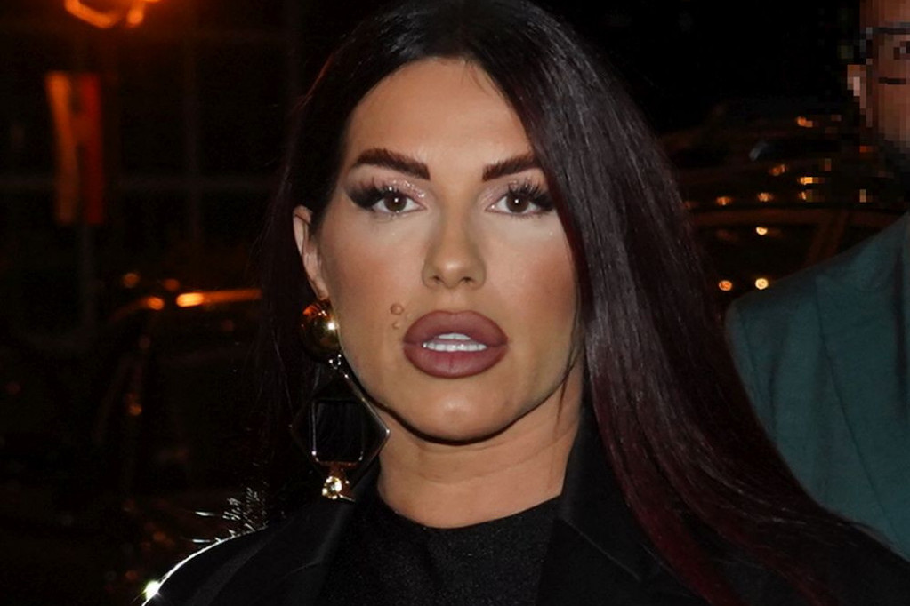 Seka Aleksić stavila tačku: Nemam više nikoga Seka Aleksić stavila tačku: Nemam više nikoga