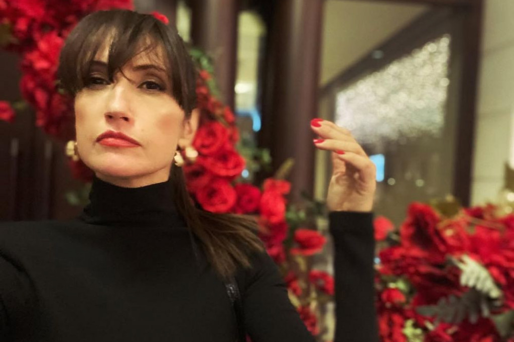 Jednostavno i efektno: Milica Glogovac nosi malu crnu haljinu i izgleda kao milion dolara Jednostavno i efektno: Milica Glogovac nosi malu crnu haljinu i izgleda kao milion dolara