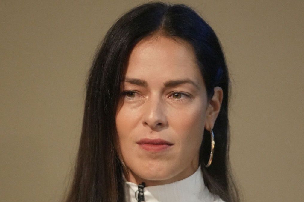 Ana Ivanović potvrdila razvod i odmah povukla drastičan potez Ana Ivanović potvrdila razvod i odmah povukla drastičan potez
