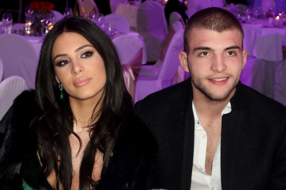 Voli te tvoja sestra: Anastasija emotivna, obratila se Veljku Voli te tvoja sestra: Anastasija emotivna, obratila se Veljku