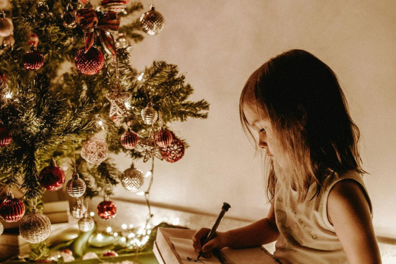 Horoskop za 26. decembar: Blizanci prave velike praznične planove, Jarčevima poslednji četvrtak u godini donosi novu poslovnu ponudu Horoskop za 26. decembar: Blizanci prave velike praznične planove, Jarčevima poslednji četvrtak u godini donosi novu poslovnu ponudu