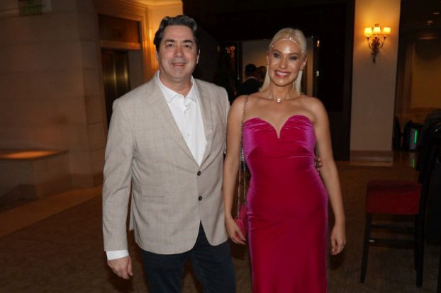 Stize 4. dete! Voditeljka Marija Veljković se rasplakala kad je saznala pol (FOTO) Stize 4. dete! Voditeljka Marija Veljković se rasplakala kad je saznala pol (FOTO)