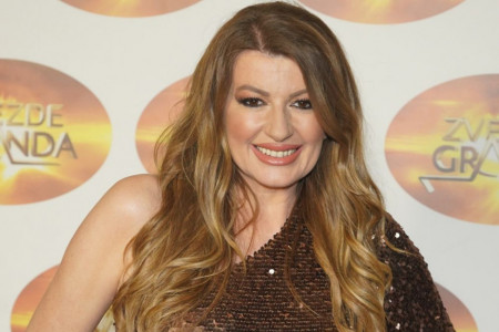 Angažovala čak i dekoraterku: Viki Miljković potrošila pravo bogatstvo za novogodišnju dekoraciju stana u Beogradu na vodi