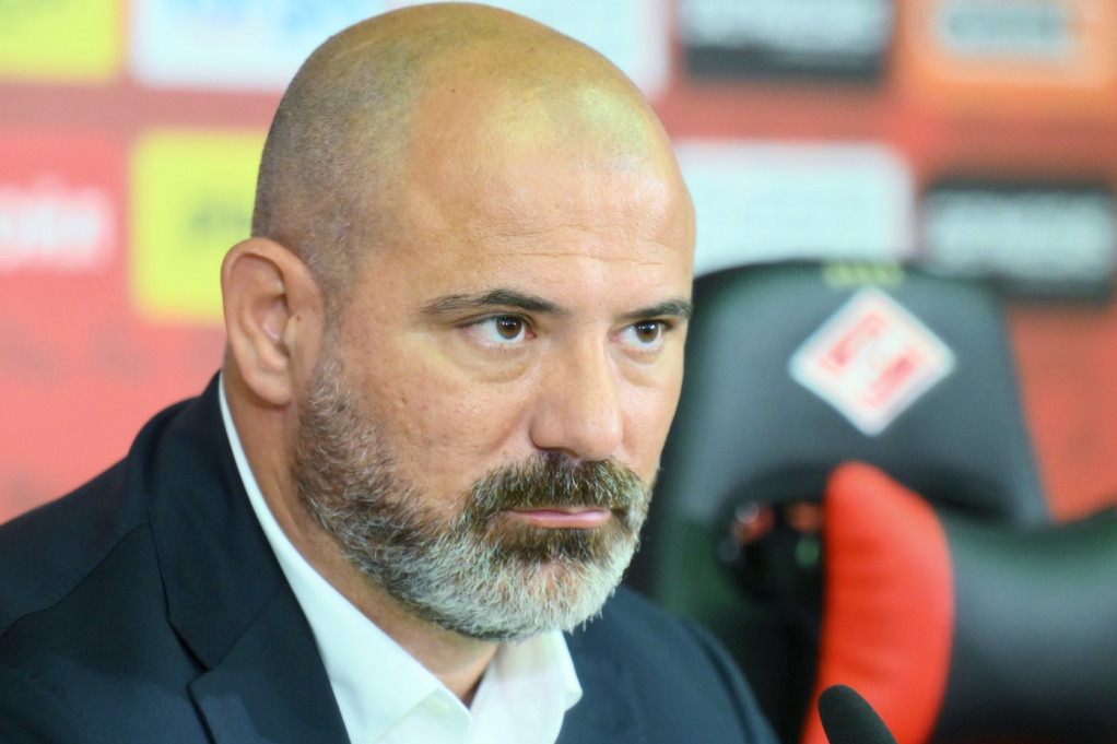 Posle 23 godine razveo se Dejan Stanković u sve umešana treća osoba Posle 23 godine razveo se Dejan Stanković u sve umešana treća osoba