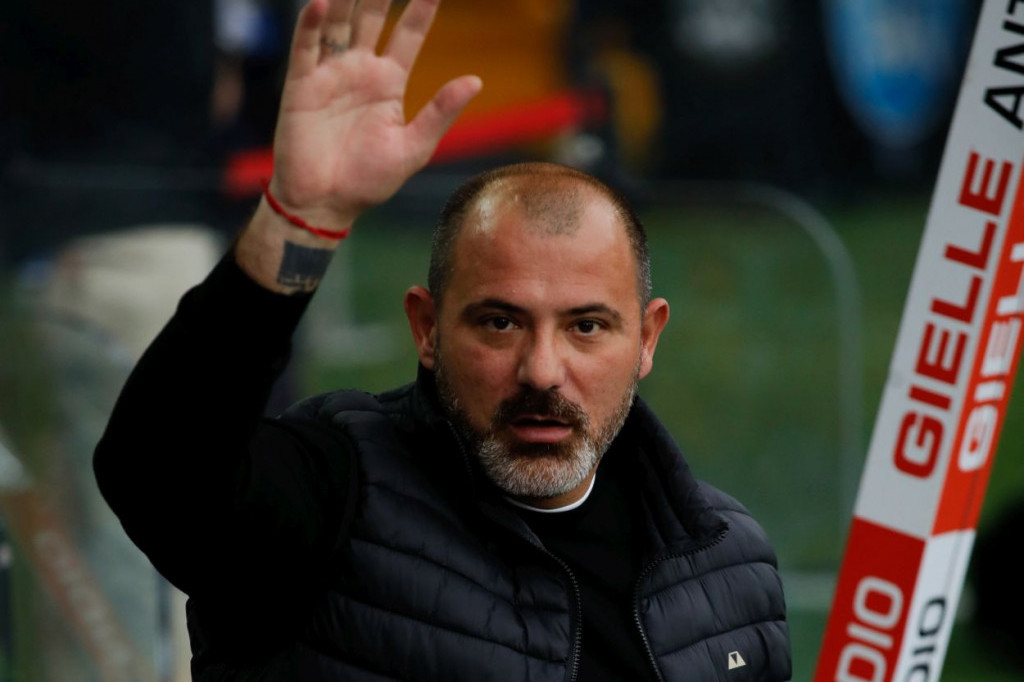 Samo što se razveo, već venčanje: Dejan Stanković se trudnoj novinarki zavetovao na večnu ljubav Samo što se razveo, već venčanje: Dejan Stanković se trudnoj novinarki zavetovao na večnu ljubav