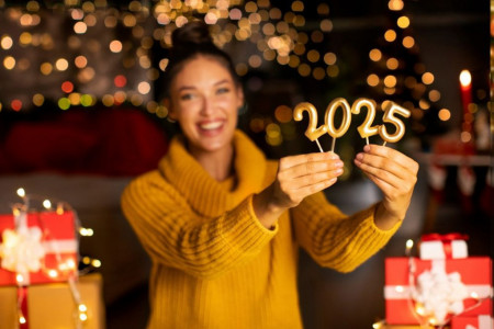 Tačno u ponoć uradite jednu jednostavnu stvar: Ritual koji donosi sreću, ljubav i uspeh u 2025. Tačno u ponoć uradite jednu jednostavnu stvar: Ritual koji donosi sreću, ljubav i uspeh u 2025.