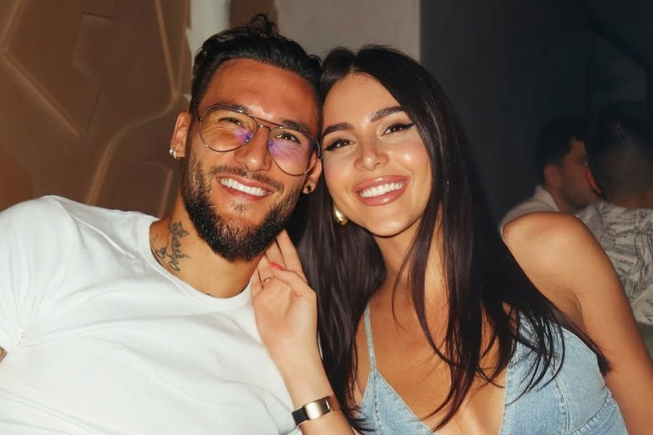 Raj pod palmama: Ovaj kutak u dvorištu Anastasije i Nemanje Gudelja u Sevilji još niste videli (FOTO) Raj pod palmama: Ovaj kutak u dvorištu Anastasije i Nemanje Gudelja u Sevilji još niste videli (FOTO)