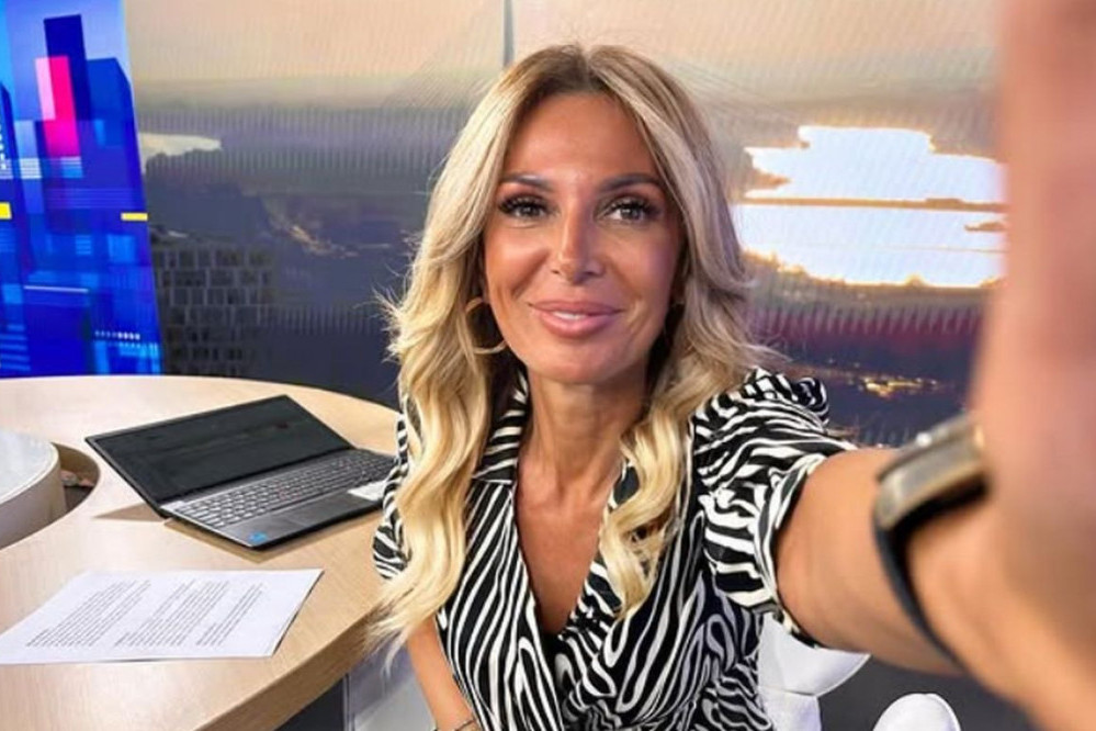 Da, lepše su od mene: Slađana Tomašević pokazala sestre bliznakinje FOTO Da, lepše su od mene: Slađana Tomašević pokazala sestre bliznakinje FOTO