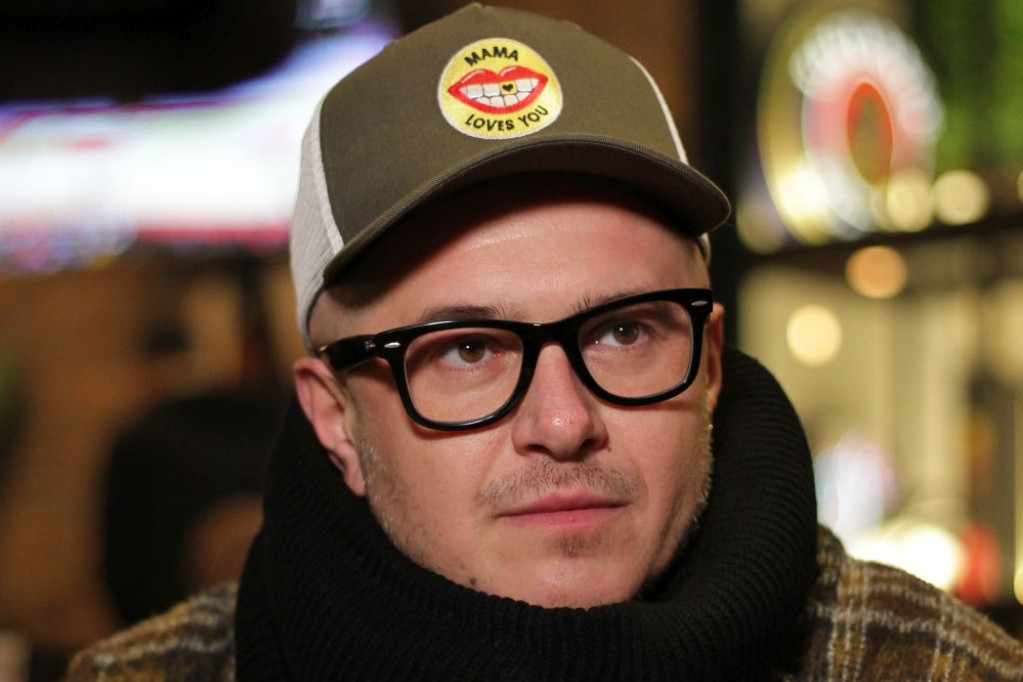 Bolest mora da se leči! Sale Tropiko nakon 4 godine od kraha braka sa Jovanom otkrio detalje Bolest mora da se leči! Sale Tropiko nakon 4 godine od kraha braka sa Jovanom otkrio detalje