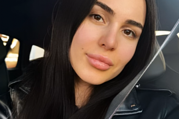 Anastasija otkrila sa kojim se problemom bori: To najviše uništava izgled žene Anastasija otkrila sa kojim se problemom bori: To najviše uništava izgled žene