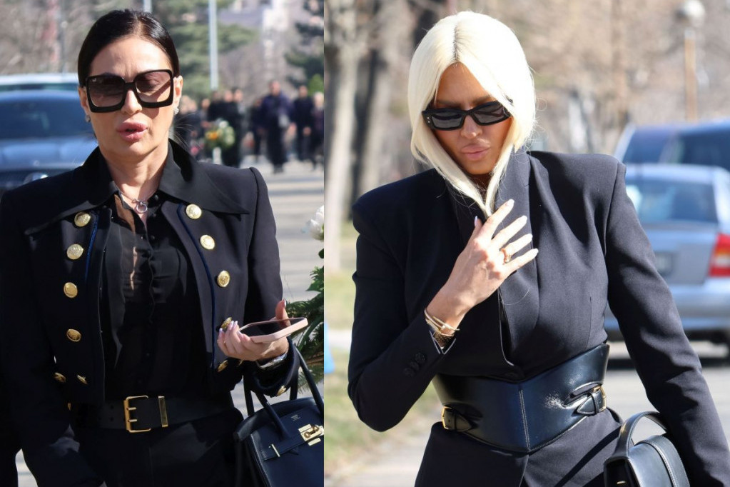 Karleuša i Ceca zajedno ispraćaju Popovića: Ovako je izgledao susret ljutih suparnica (FOTO) Karleuša i Ceca zajedno ispraćaju Popovića: Ovako je izgledao susret ljutih suparnica (FOTO)