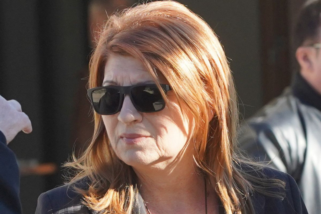 Kad nešto ne ide, ne treba forsirati na silu: Biljana Jevtić o razvodu - živiš sa nekim tolike godine, sjedinite se, steknete zajedno Kad nešto ne ide, ne treba forsirati na silu: Biljana Jevtić o razvodu - živiš sa nekim tolike godine, sjedinite se, steknete zajedno