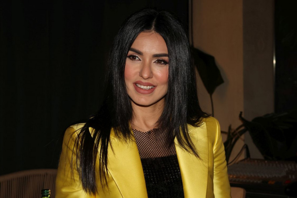 Ni haljina, ni suknja, ni pantalone: Ležerno izdanje Tanje Savić pun pogodak Ni haljina, ni suknja, ni pantalone: Ležerno izdanje Tanje Savić pun pogodak