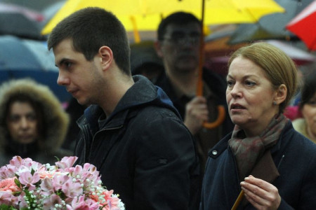 Ovo je jedina slika sina Zorana Đinđića, a ćerka Jovana je krenula njegovim stopama FOTO Ovo je jedina slika sina Zorana Đinđića, a ćerka Jovana je krenula njegovim stopama FOTO