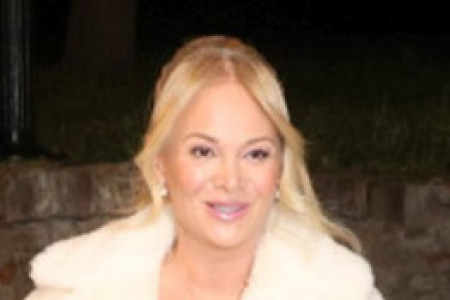 Ilda Šaulić održala lekciju iz stila: Uz ove cipele se kombinuje bela haljina