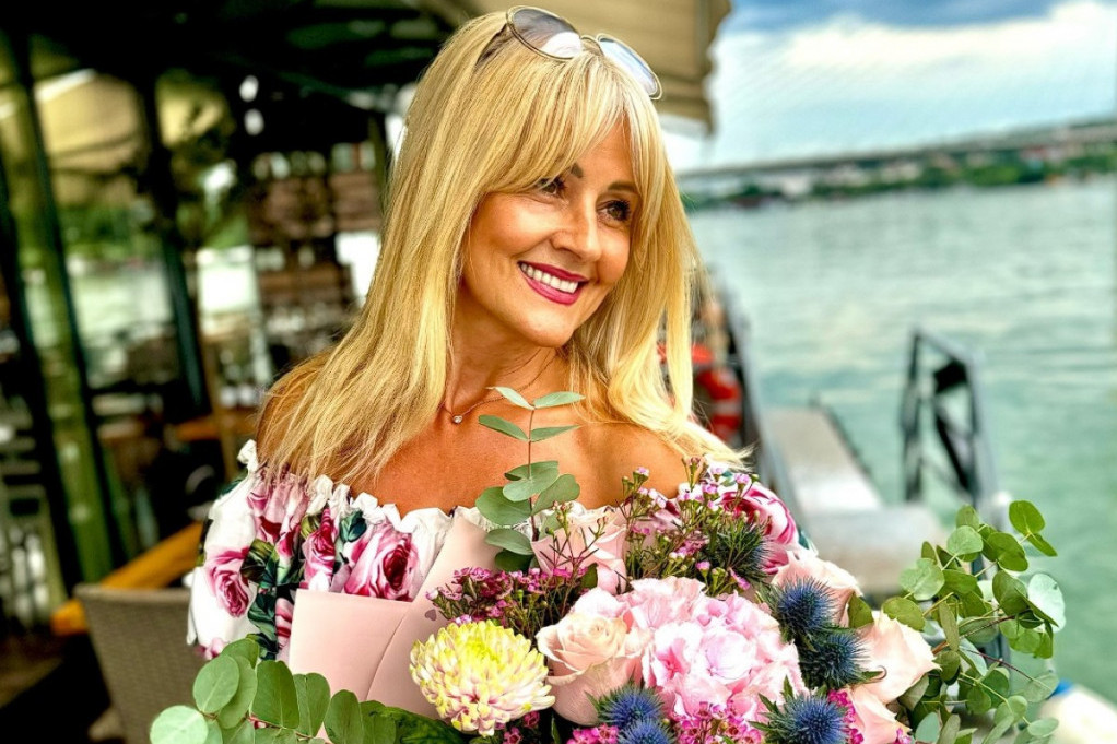 Ova žena vam je rodila troje unučadi: Otkriveno kako se Slavica Rokvić ponaša prema snaji Ova žena vam je rodila troje unučadi: Otkriveno kako se Slavica Rokvić ponaša prema snaji