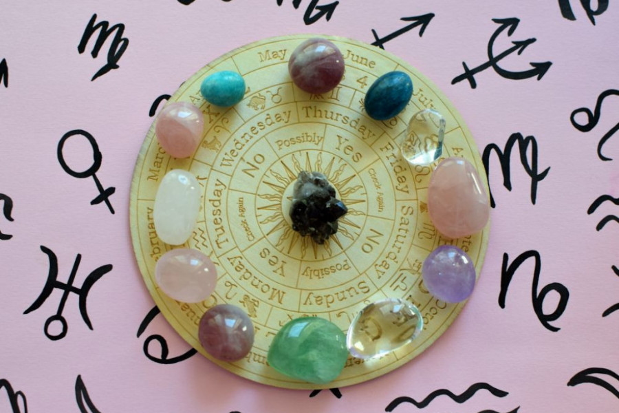 Horoskop za 1. april: Lavovi danas ostavljaju snažan utisak na okolinu, Ribe neka prate unutrašnji osećaj Horoskop za 1. april: Lavovi danas ostavljaju snažan utisak na okolinu, Ribe neka prate unutrašnji osećaj