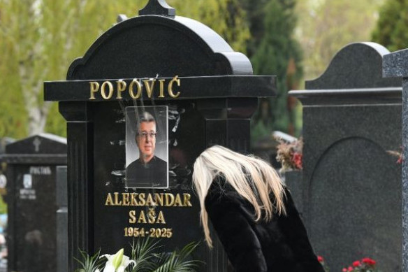 Tuga je promenila: Suzana Jovanović prvi put u javnosti nakon Sašine smrti