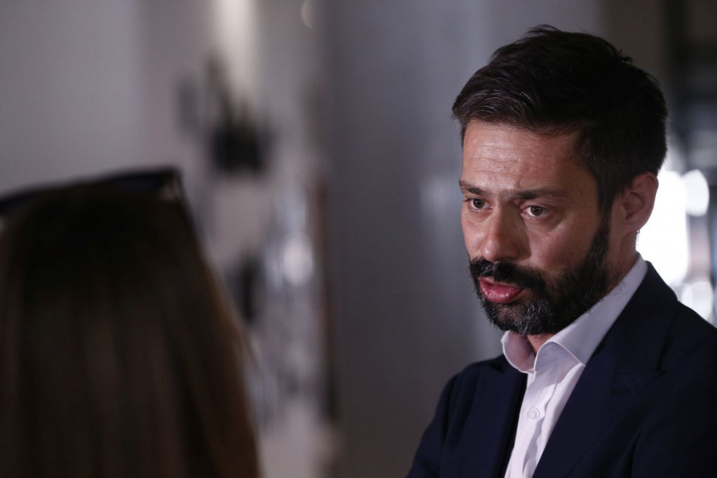 Nije ni čudo što se baš u Maju zaljubio: Otkriveno čime se bavi žena Milana Vasića