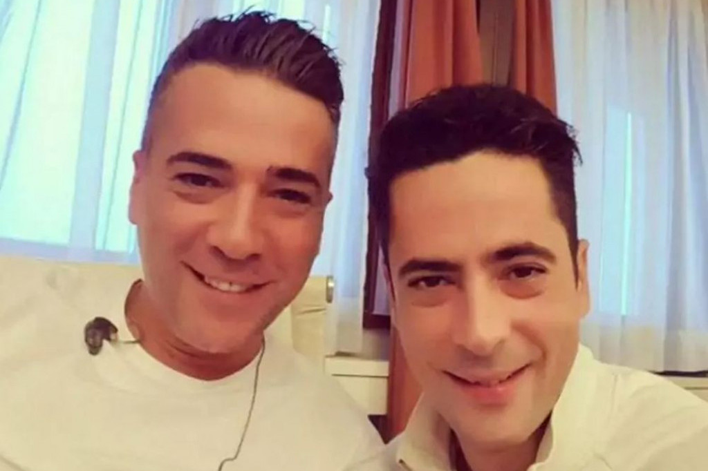 Zavirite u najlepše dvorište u Valjevu: Željkova i Sašina majka napravila baštensku oazu (FOTO) Zavirite u najlepše dvorište u Valjevu: Željkova i Sašina majka napravila baštensku oazu (FOTO)