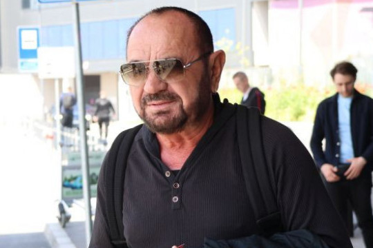 Hitno stigao u Beograd: Mile sve napustio da bi bio uz Martu Hitno stigao u Beograd: Mile sve napustio da bi bio uz Martu