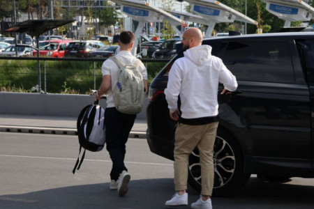 Kažu isti otac, a on krenuo drugačijim putem: Evo čime se bavi sin Bobana Rajovića