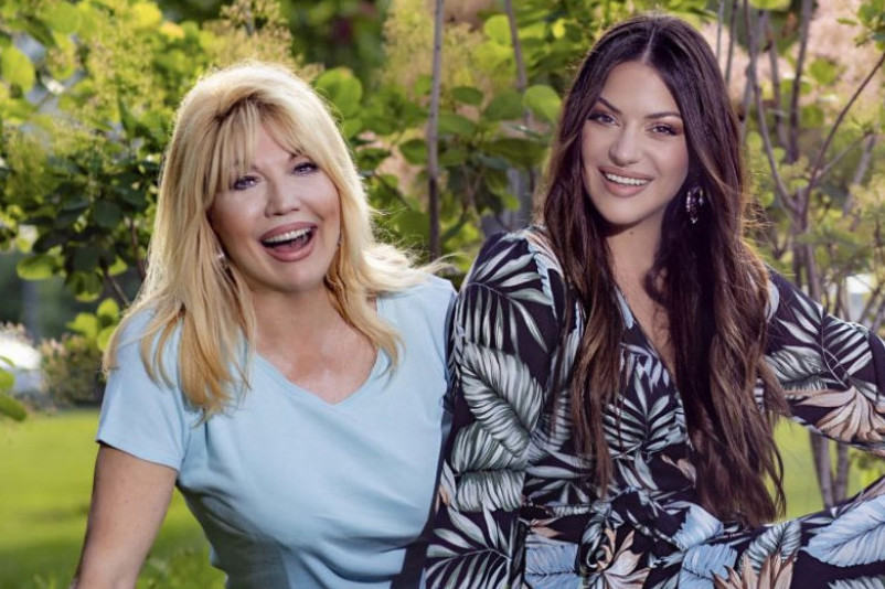 Ćerka Suzanu Mančić nije pozvala na venčanje: Mama je bila srećna kada sam joj  rekla da želim razvod Ćerka Suzanu Mančić nije pozvala na venčanje: Mama je bila srećna kada sam joj  rekla da želim razvod