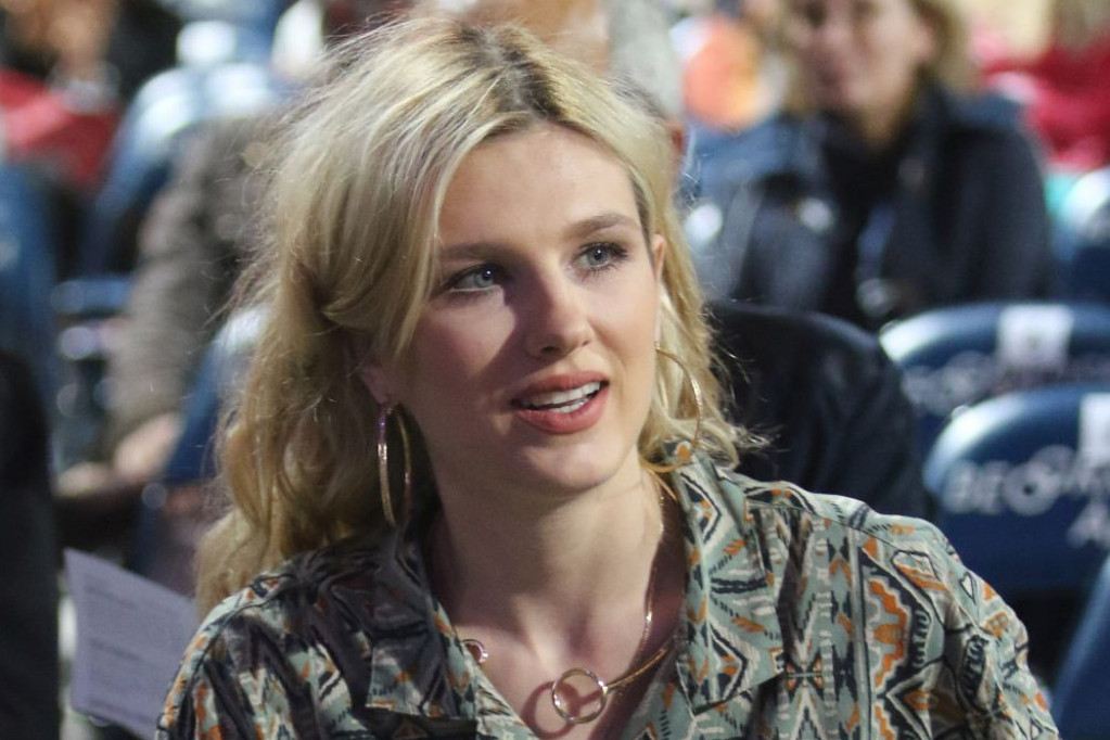 Dvostruko slavlje u domu Nevene Božović: Pevačica puni 31. godinu, ali ima još jedan razlog za radost Dvostruko slavlje u domu Nevene Božović: Pevačica puni 31. godinu, ali ima još jedan razlog za radost