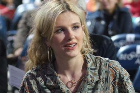 Prelep doček za mamu i Viktora: Nevena Božović sa sinom stigla kući