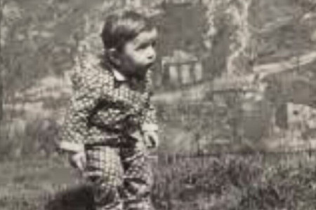 Sve tužne i srećne trenutke utkao je u pesme: Pevač sa fotografije nije ni slutio kako će težak život imati